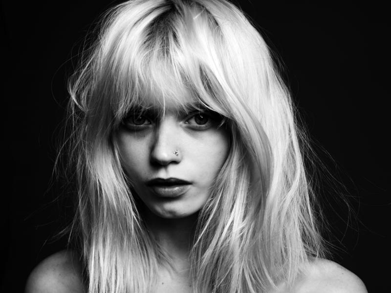Abbey Lee Kershaw's looks are
